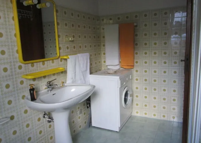 Casa Lucky Intero * تروبيا